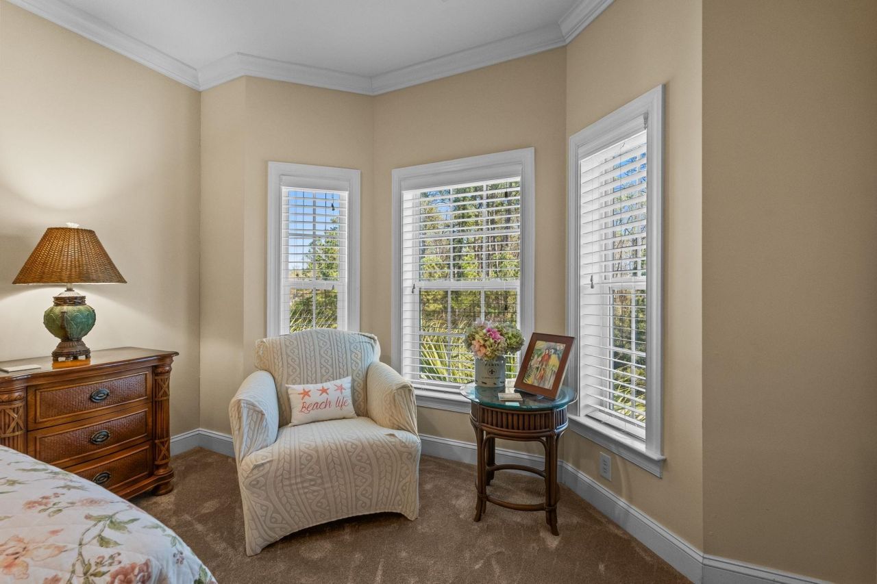 1000 Ray Costin Way Photo 12