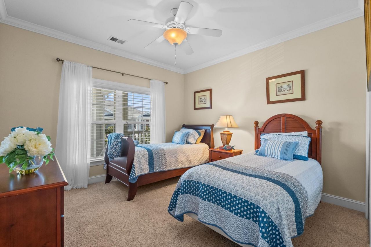 1000 Ray Costin Way Photo 16