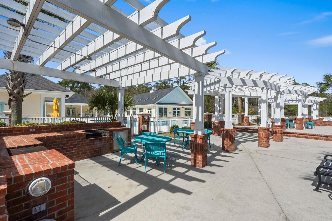 1000 Ray Costin Way Photo 28