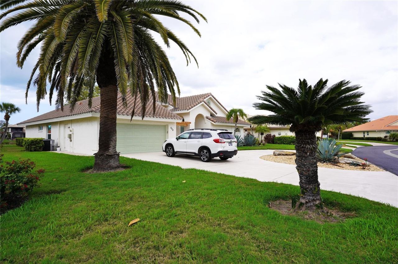 204 Carriage House Lane, Unit 204, Nokomis, FL 34275 Photo