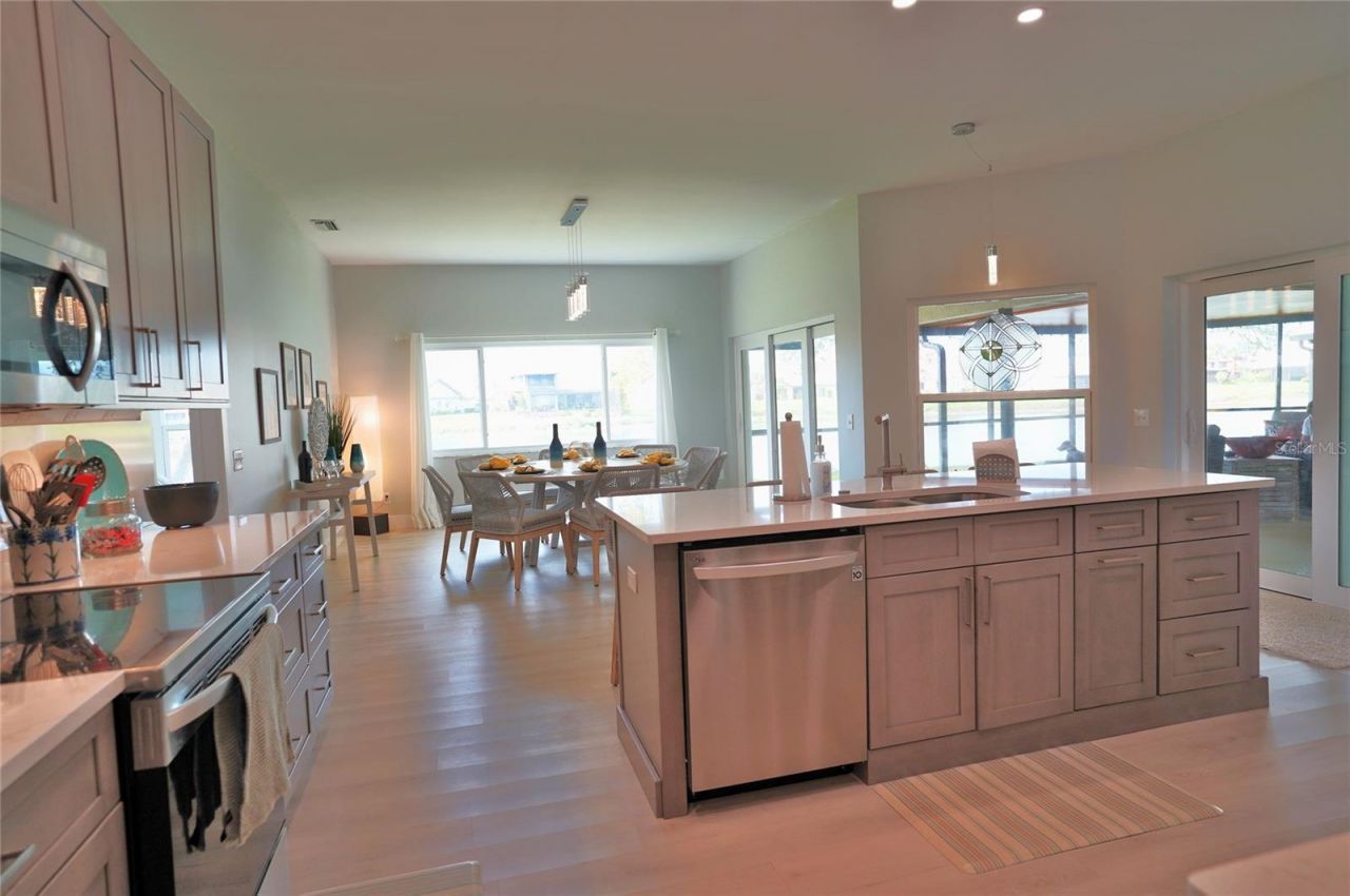 204 Carriage House Lane, Unit 204, Nokomis, FL 34275 Photo