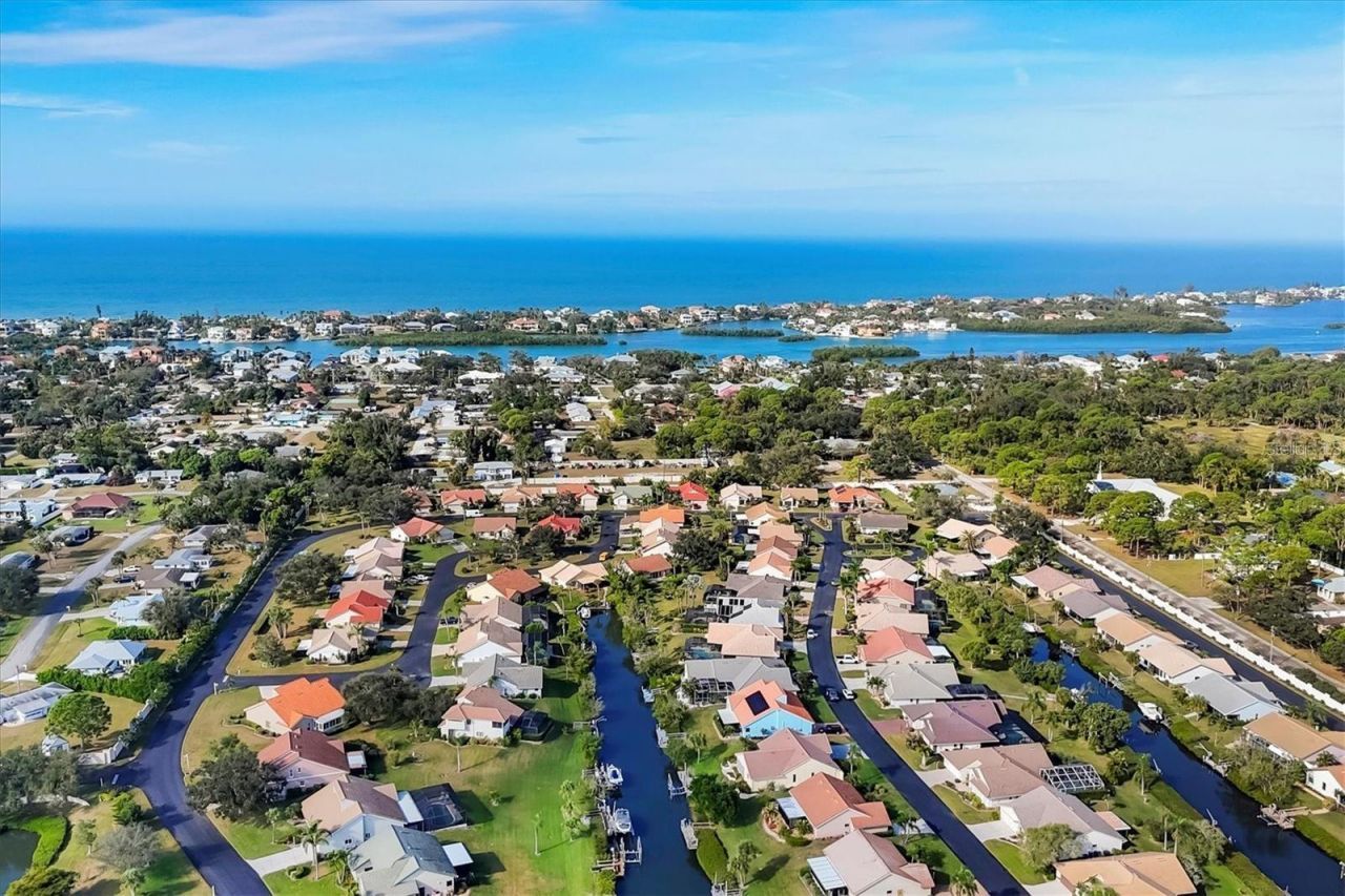 204 Carriage House Lane, Unit 204, Nokomis, FL 34275 Photo