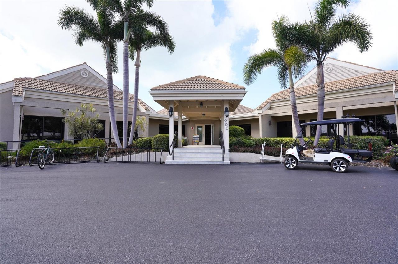 204 Carriage House Lane, Unit 204, Nokomis, FL 34275 Photo