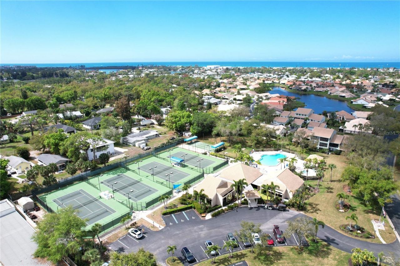 204 Carriage House Lane, Unit 204, Nokomis, FL 34275 Photo