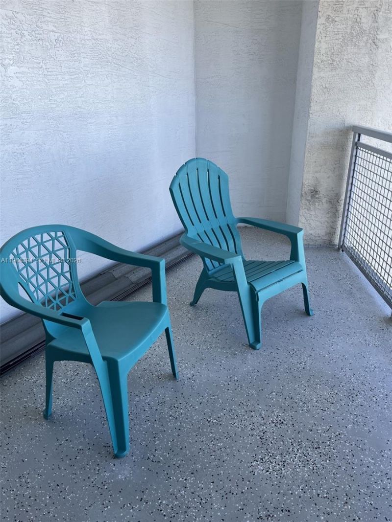 1 Glen Royal Pkwy , Unit 603, Miami, FL 33125 Photo