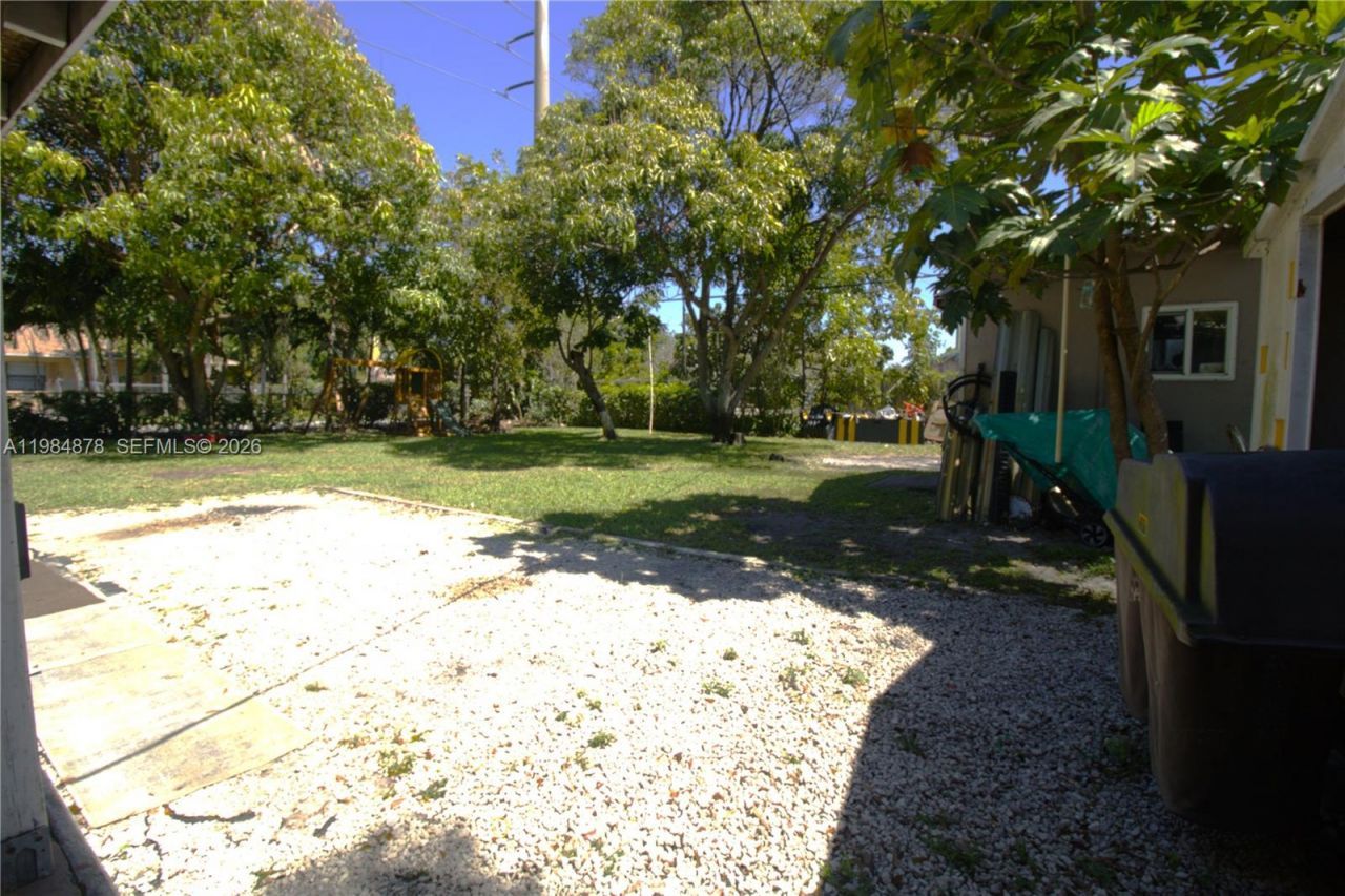 1142 NW 2nd Ave , Fort Lauderdale, FL 33311 Photo