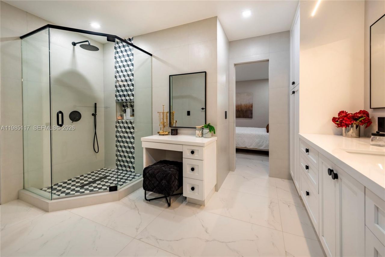 302 N Highland Dr, Hollywood, FL 33021 Photo