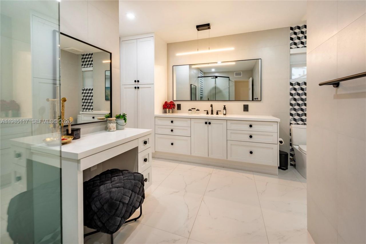 302 N Highland Dr, Hollywood, FL 33021 Photo