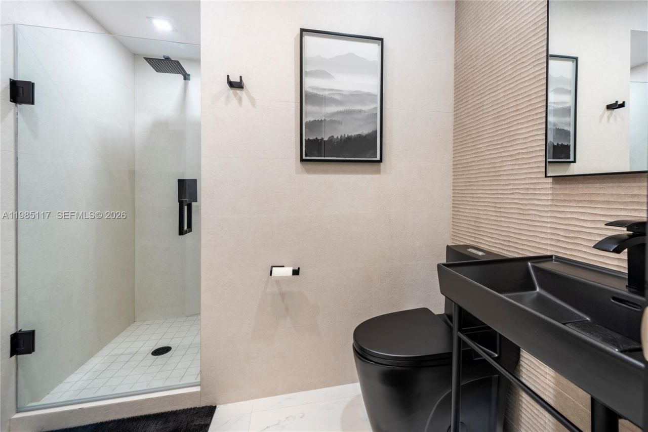 302 N Highland Dr, Hollywood, FL 33021 Photo