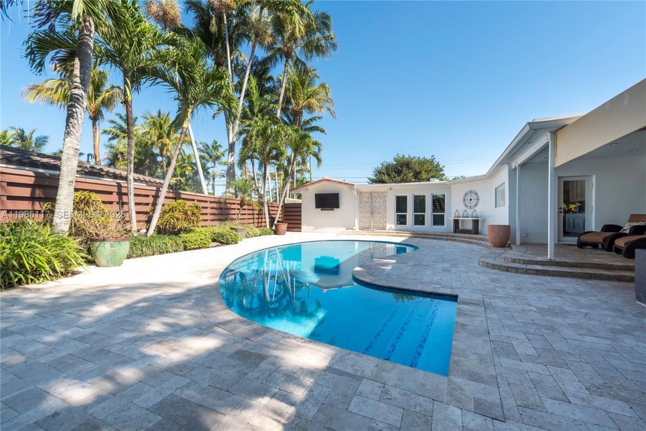 302 N Highland Dr, Hollywood, FL 33021 Photo