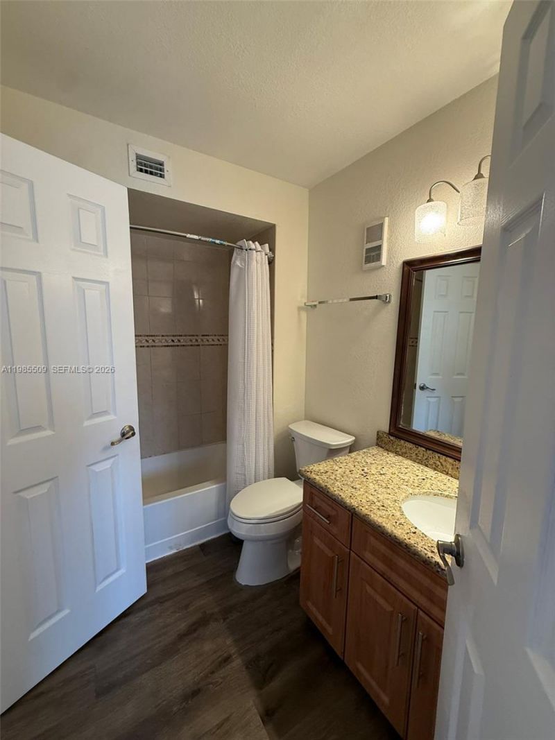 731 Vista Isles Dr, Unit 1527, Sunrise, FL 33325 Photo