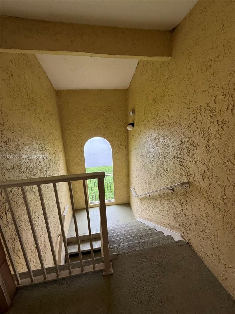 731 Vista Isles Dr, Unit 1527, Sunrise, FL 33325 Photo