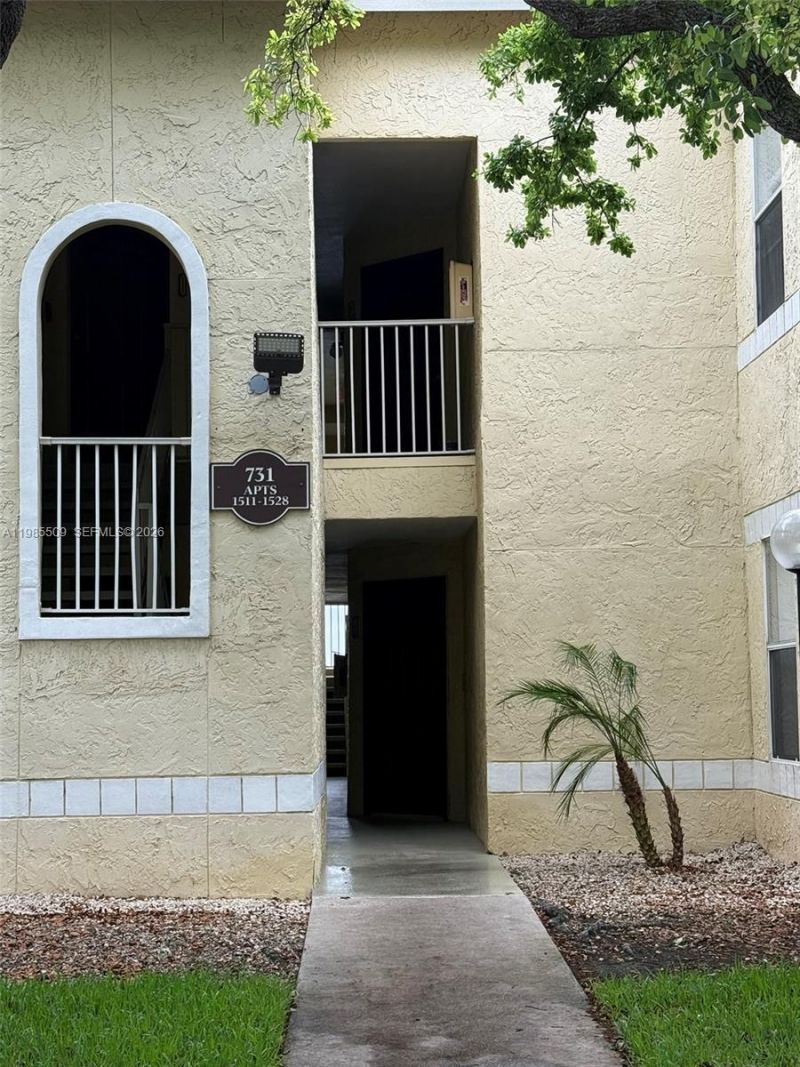 731 Vista Isles Dr, Unit 1527, Sunrise, FL 33325 Photo