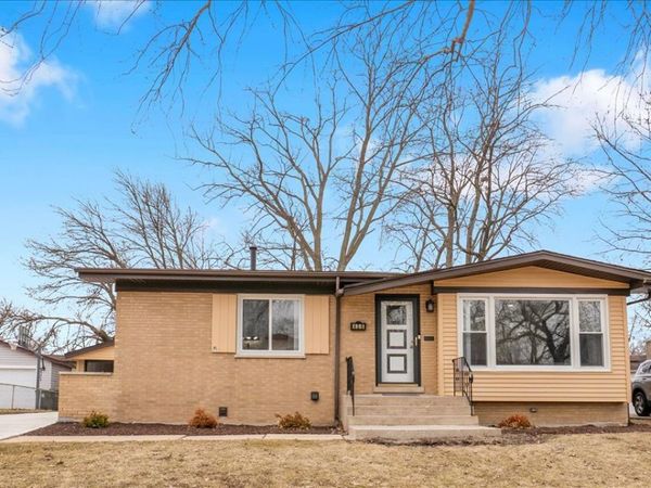 406 N Park Drive , Glenwood, IL 60425