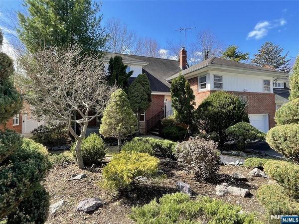 526 Rutland Avenue, TEANECK, NJ 07666