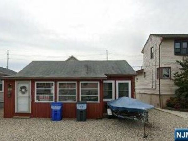 213 Harding Avenue, SEASIDE HEIGHTS, NJ 08751