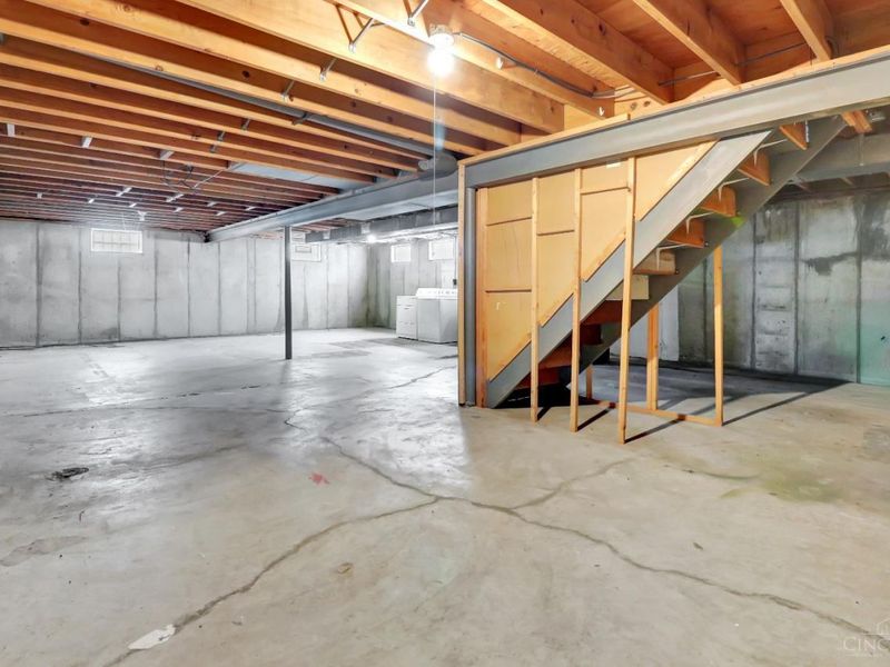 1748 Hilltree Drive, Anderson Twp, OH 45255 Photo 13