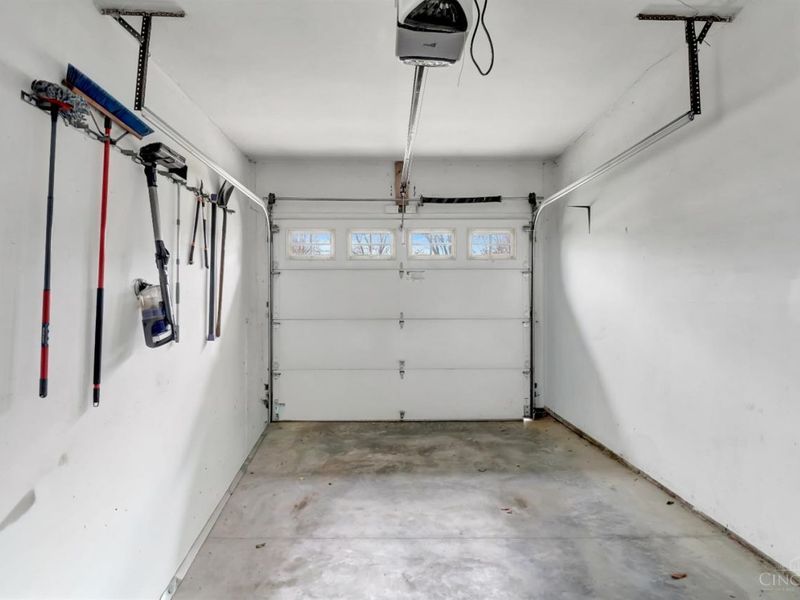 1748 Hilltree Drive, Anderson Twp, OH 45255 Photo 14