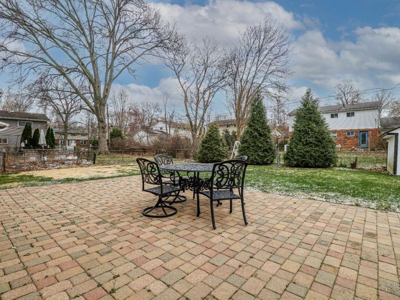 1748 Hilltree Drive, Anderson Twp, OH 45255 Photo 15