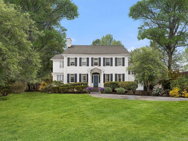 326 Heathcote Road, Scarsdale, NY 10583