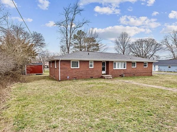 117 Perry St , Centerville, TN 37033