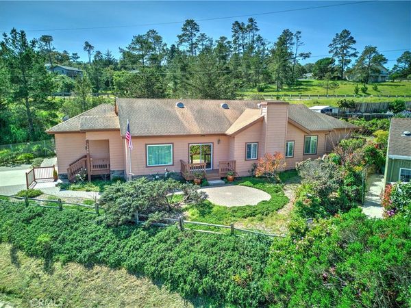 3199 Eton Road, Cambria, CA 93428
