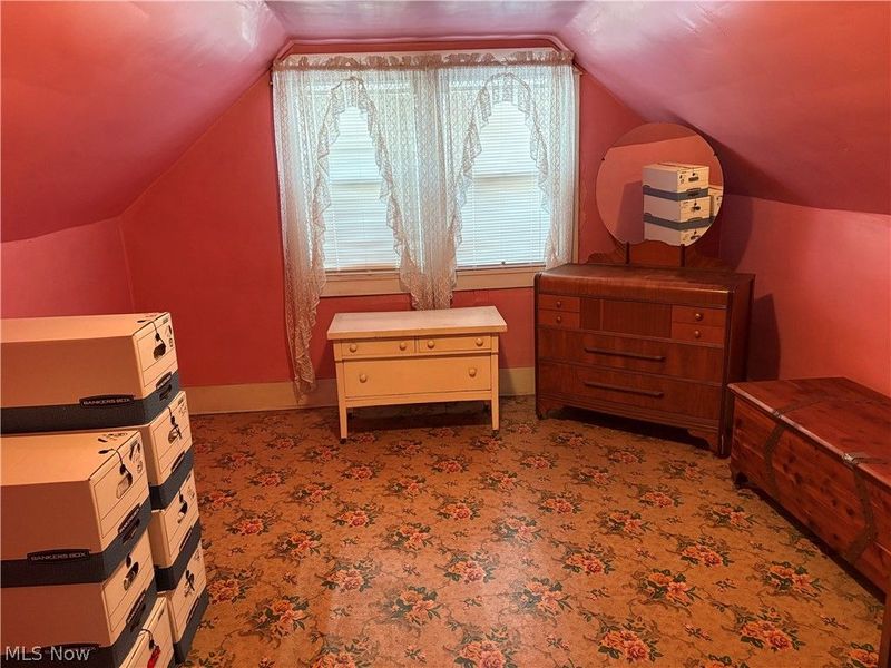 307 Peffer Avenue, Niles, OH 44446 Photo 9