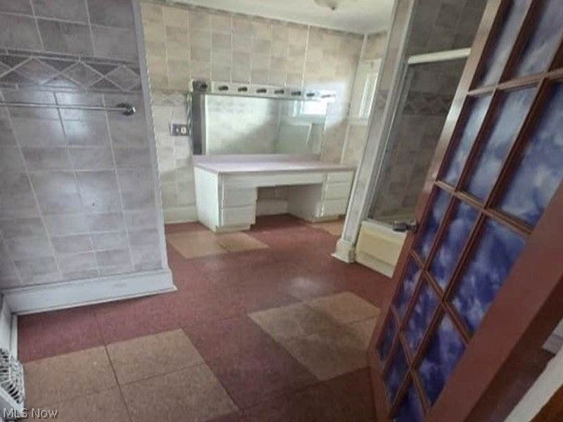 14111 Savannah Avenue, East Cleveland, OH 44112 Photo 12