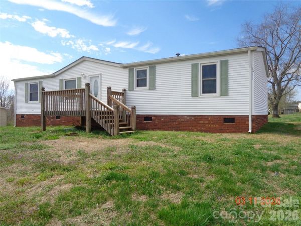 3911 Woodmont Court , Lenoir, NC 28645