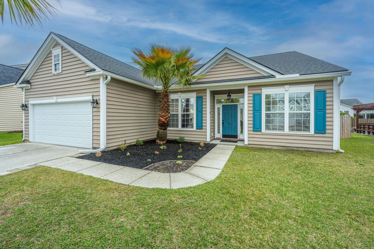 7315 Coopers Hawk Drive Photo 4