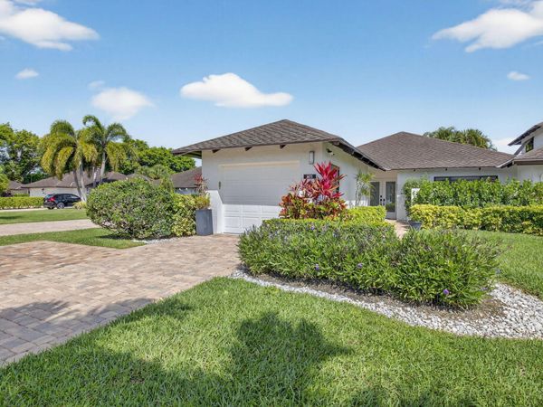 19699 Waters Pond Lane, Unit 601, Boca Raton, FL 33434