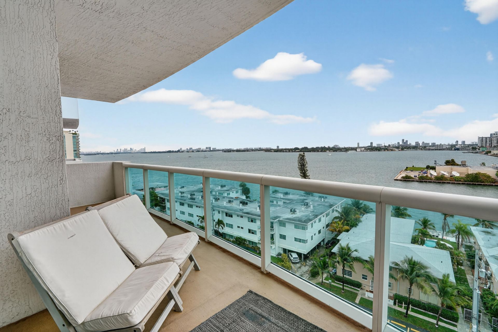 7910 Harbor Island Drive, Unit 902, North Bay Village, FL 33141 Photo