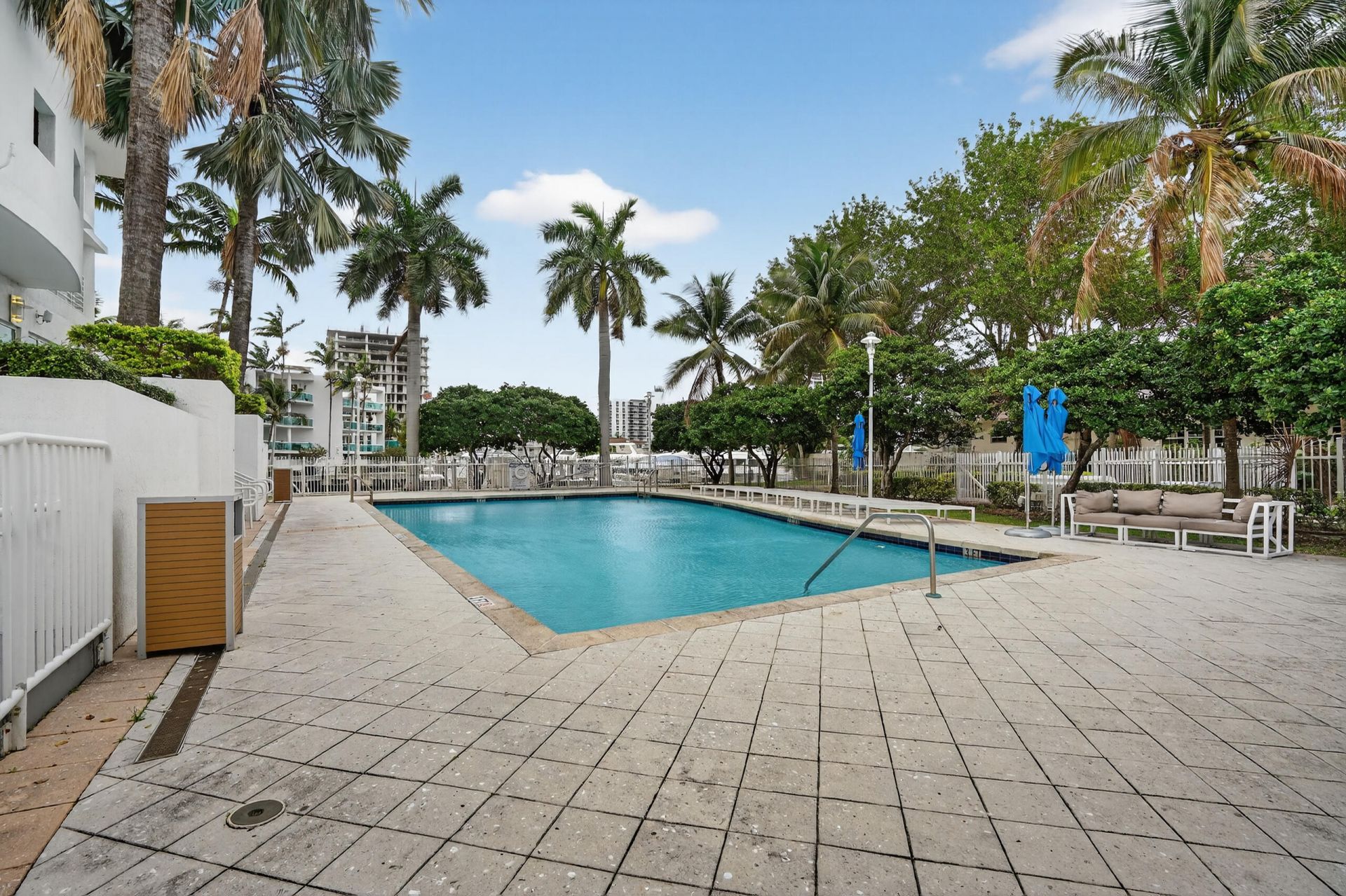7910 Harbor Island Drive, Unit 902, North Bay Village, FL 33141 Photo