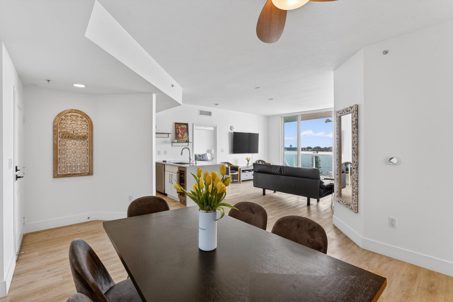 7910 Harbor Island Drive, Unit 902, North Bay Village, FL 33141 Photo