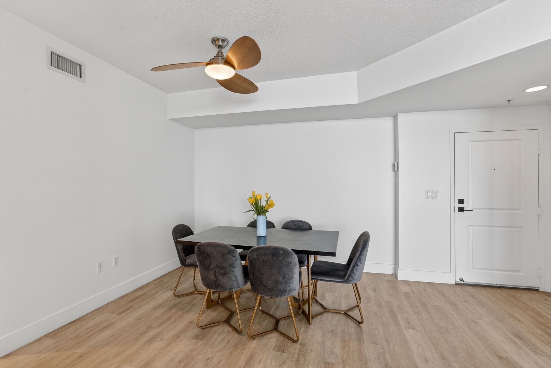 7910 Harbor Island Drive, Unit 902, North Bay Village, FL 33141 Photo