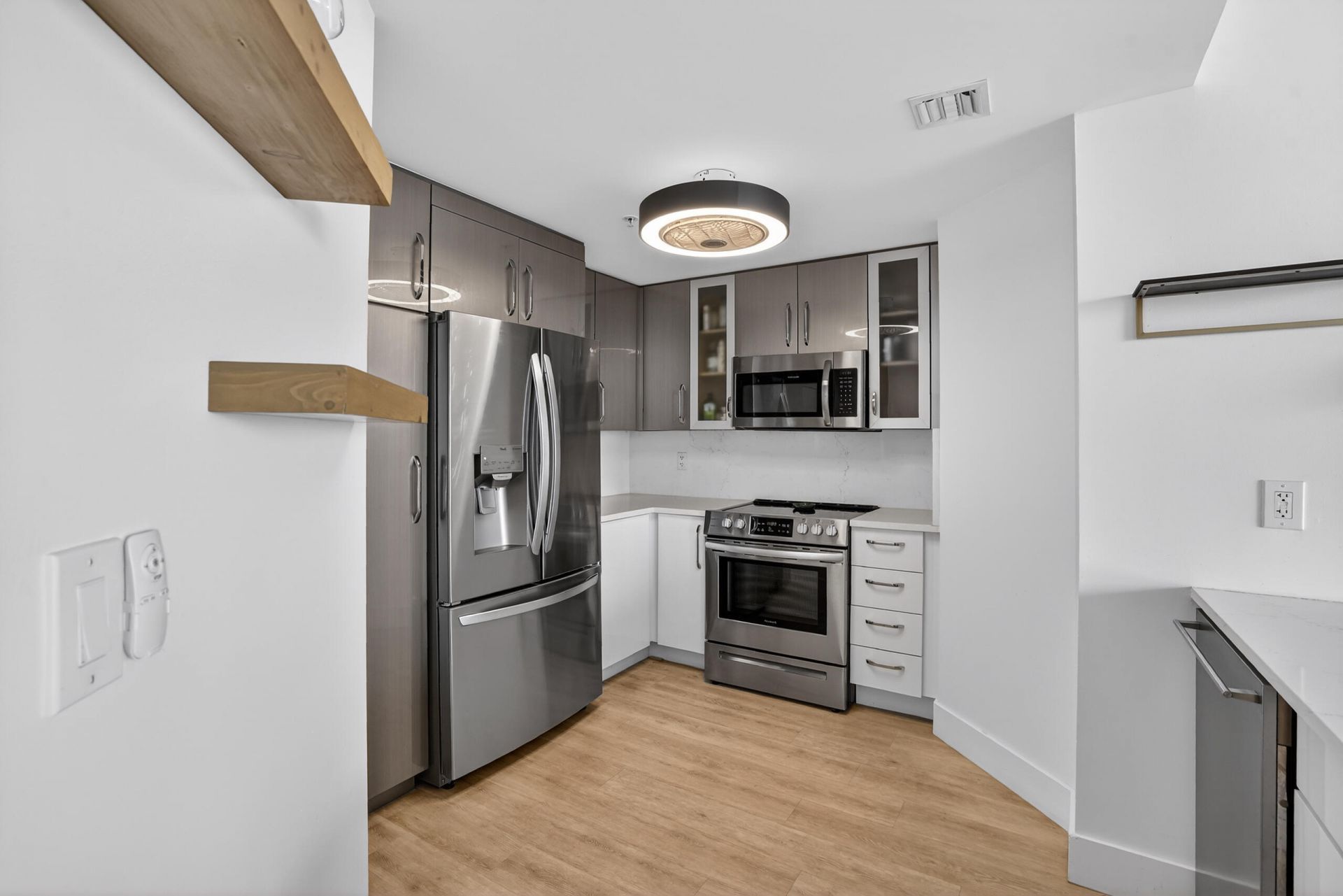 7910 Harbor Island Drive, Unit 902, North Bay Village, FL 33141 Photo