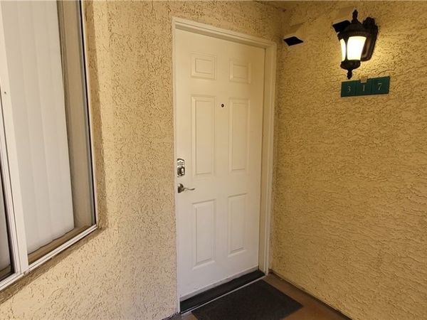 260 E Flamingo Road , Unit 317, Las Vegas, NV 89169