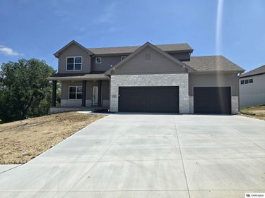 10959 N 173 Street, Bennington, NE 68007