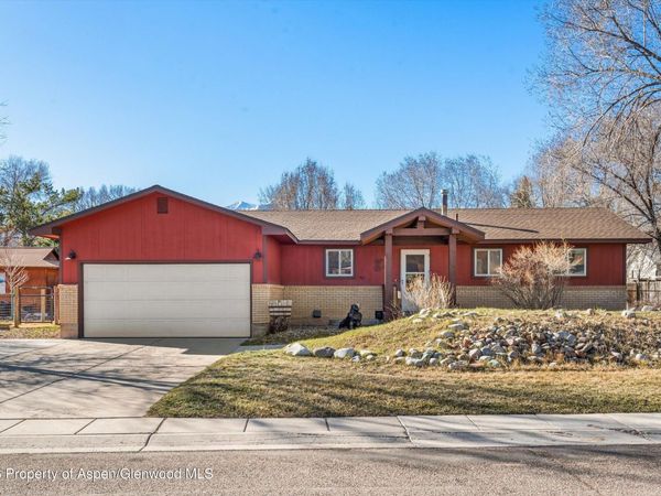 84 Crystal Circle, Carbondale, CO 81623
