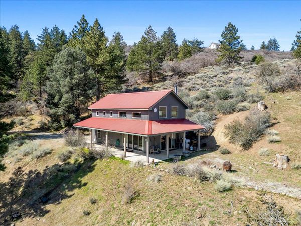 16861 Saint Moritz Drive, Tehachapi, CA 93561