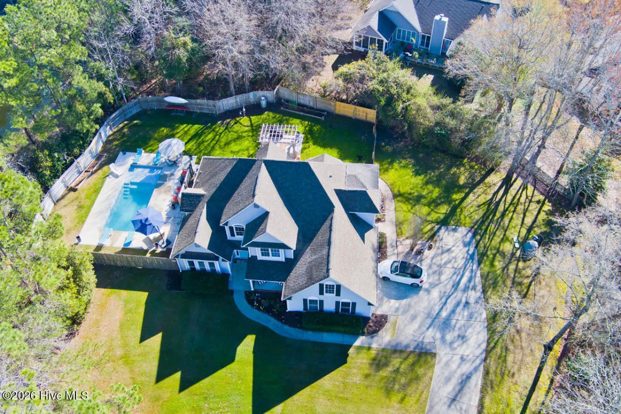 809 Broadmoor Court, Morehead City, NC 28557 Main Photo