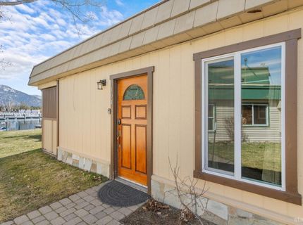 439 Ala Wai Boulevard, Unit 104, South Lake Tahoe, CA 96150 Photo