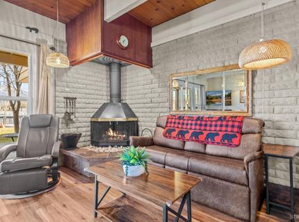 439 Ala Wai Boulevard, Unit 104, South Lake Tahoe, CA 96150 Photo