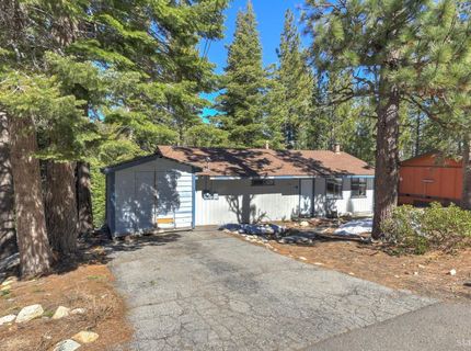 641 Yucatan Street, South Lake Tahoe, CA 96150 Photo