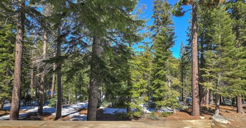 641 Yucatan Street, South Lake Tahoe, CA 96150 Photo