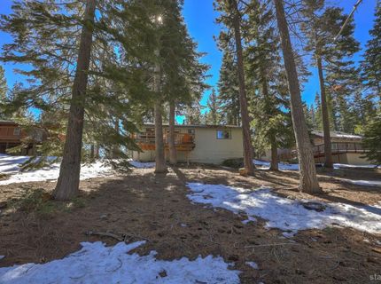 641 Yucatan Street, South Lake Tahoe, CA 96150 Photo