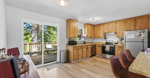 641 Yucatan Street, South Lake Tahoe, CA 96150 Photo