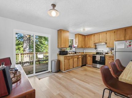 641 Yucatan Street, South Lake Tahoe, CA 96150 Photo