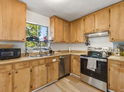 641 Yucatan Street, South Lake Tahoe, CA 96150 Photo