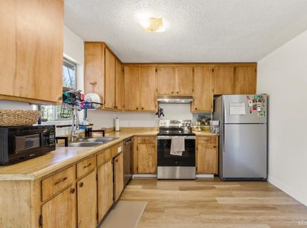641 Yucatan Street, South Lake Tahoe, CA 96150 Photo
